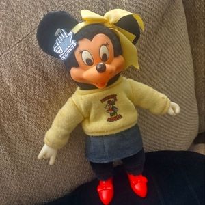 Minnie Mouse vintage 1980 toy